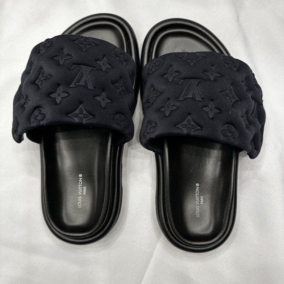 Louis Vuitton Pool Pillow Slides sz 37 - Picture 2 of 3